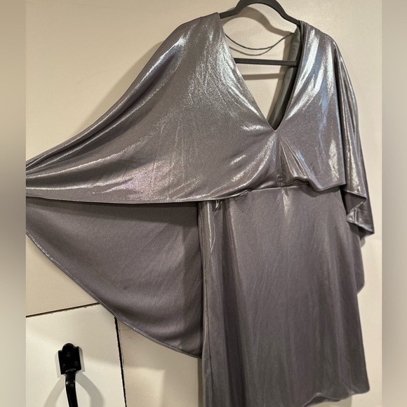 Halston Heritage Short Metallic Silver A-line Cape Sleeve V-Neck Dress Size10 NW - Picture 6 of 16